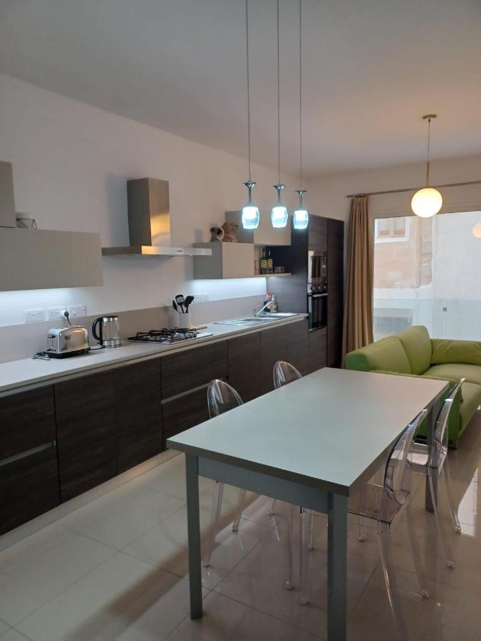 Sliema Apartment Close To Beach Eksteriør bilde